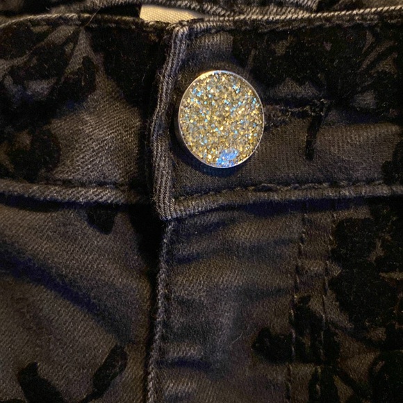 Girls black jeggings with black flowered flocking - Picture 5 of 13